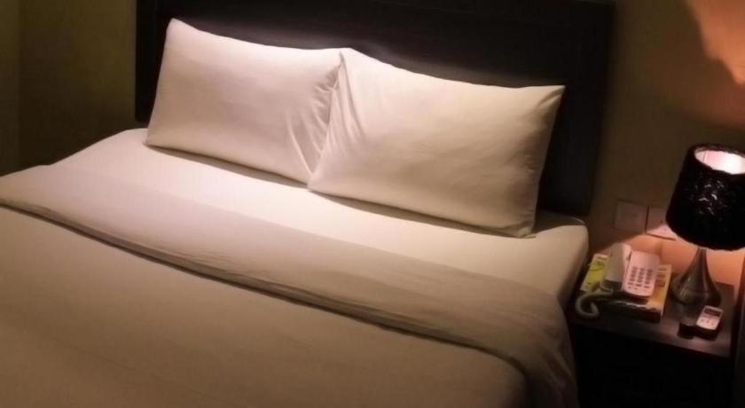 Zotel Business & Leisure Hotel Kuching Kültér fotó